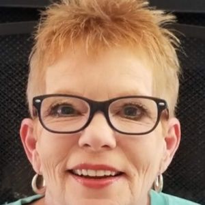 Meet your Posher, Donna